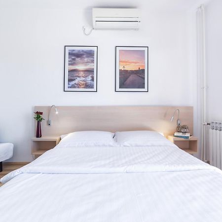 Apartments Valentino Vodice Eksteriør billede
