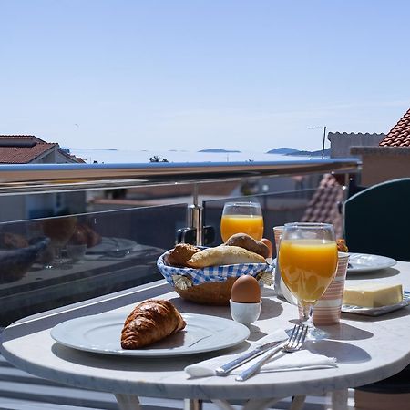 Apartments Valentino Vodice Eksteriør billede
