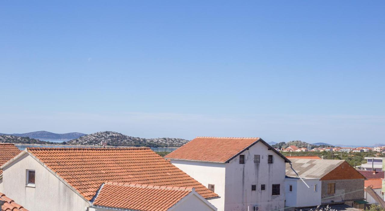 Apartments Valentino Vodice Eksteriør billede