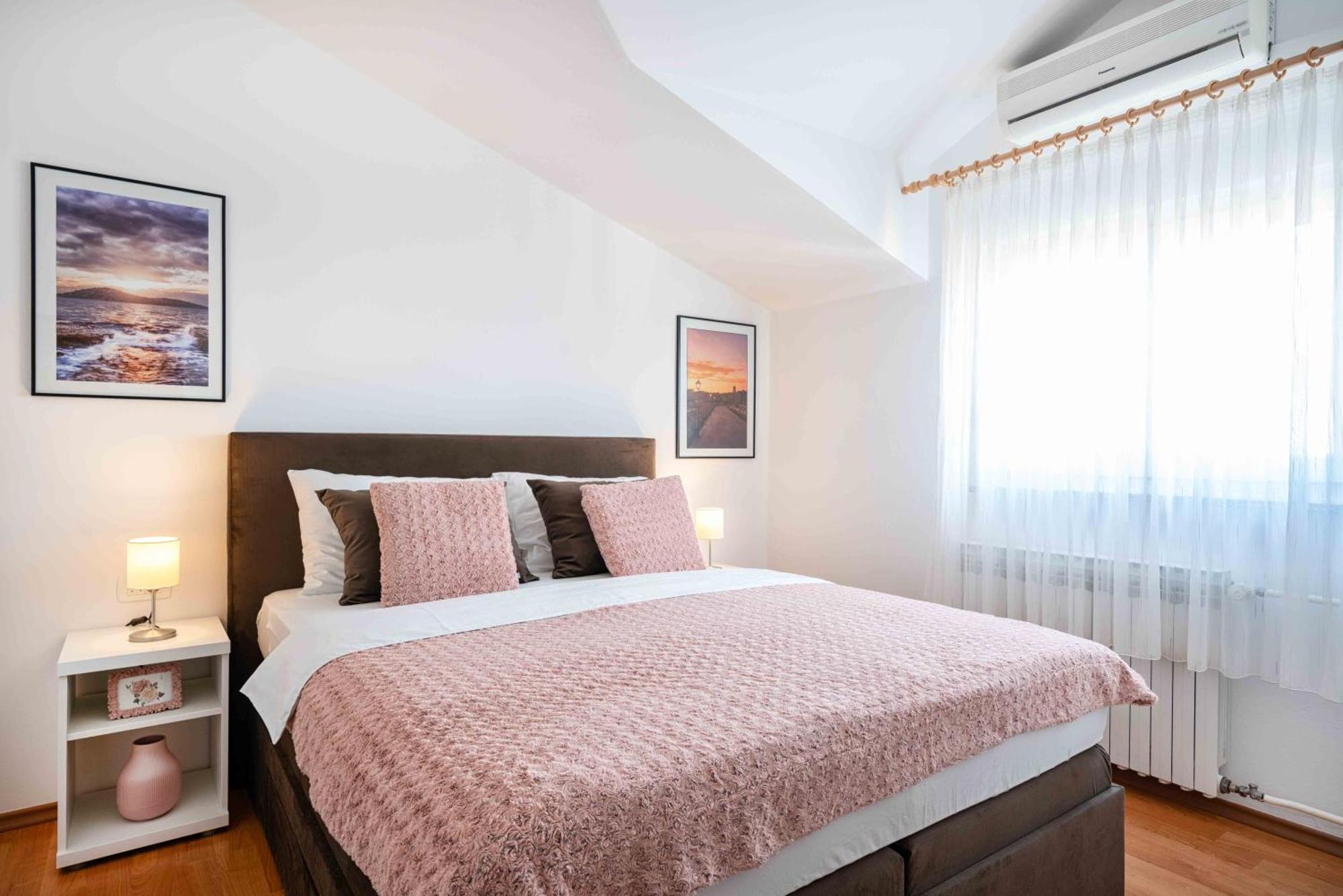 Apartments Valentino Vodice Eksteriør billede