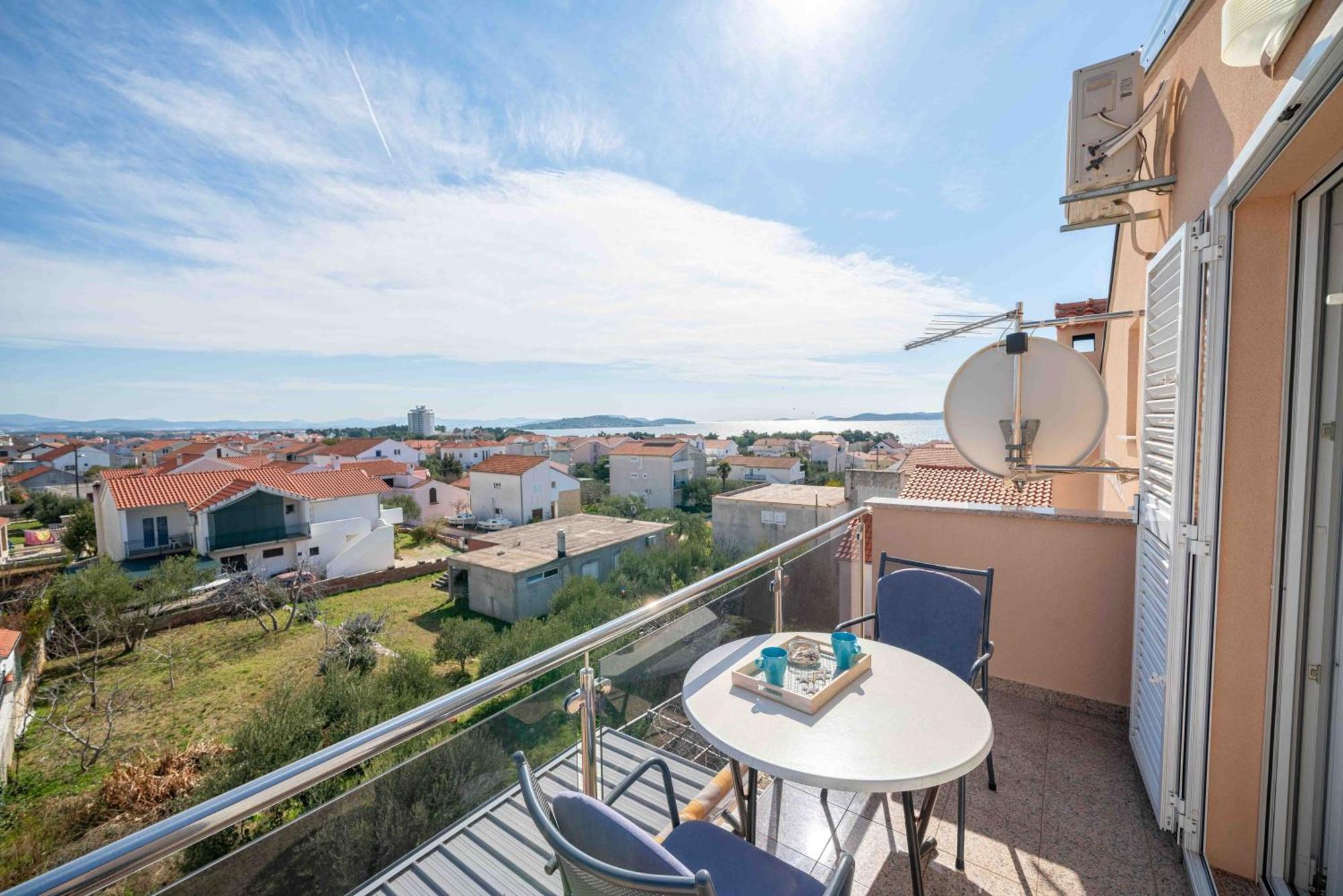Apartments Valentino Vodice Eksteriør billede