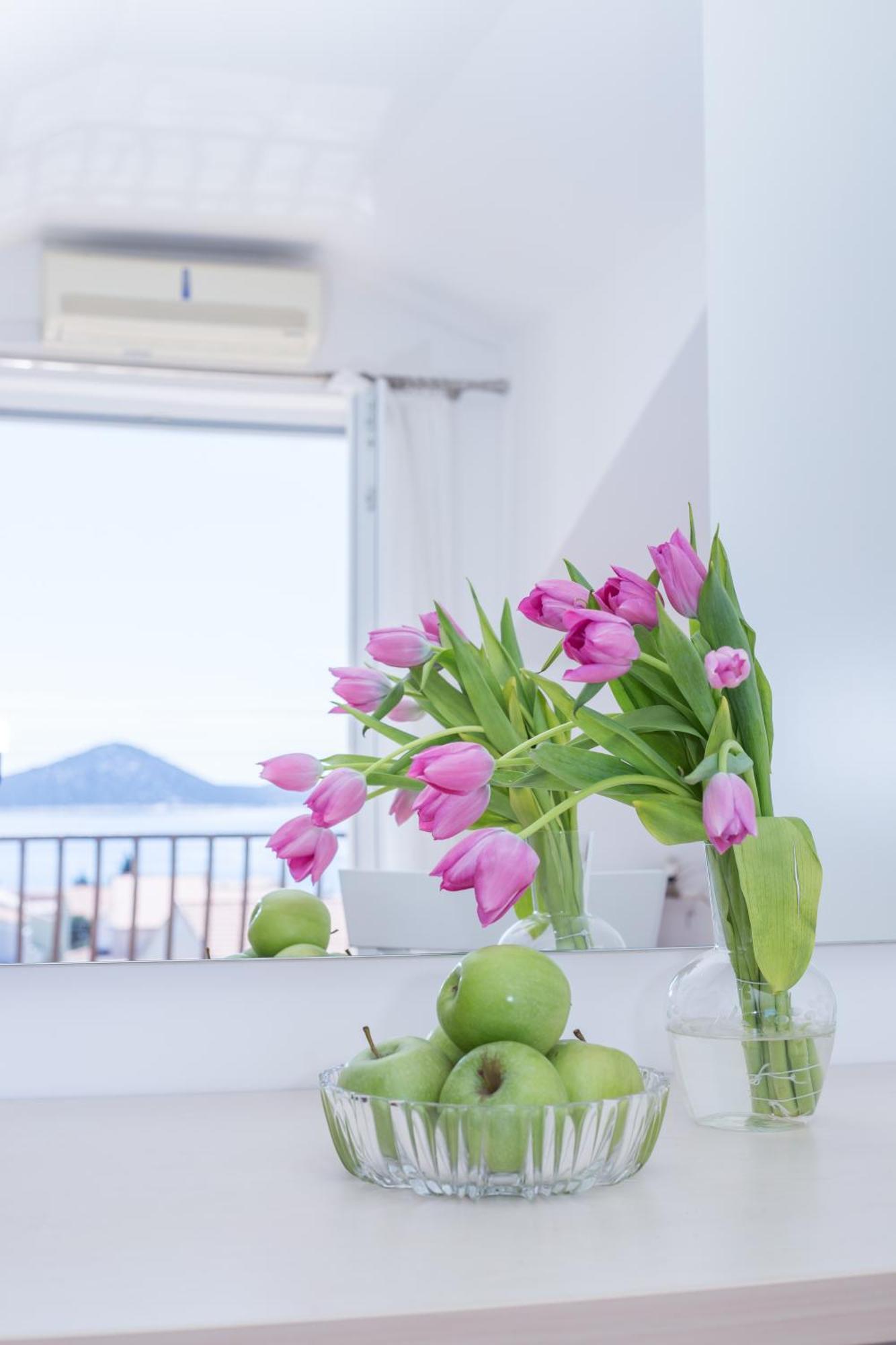 Apartments Valentino Vodice Eksteriør billede
