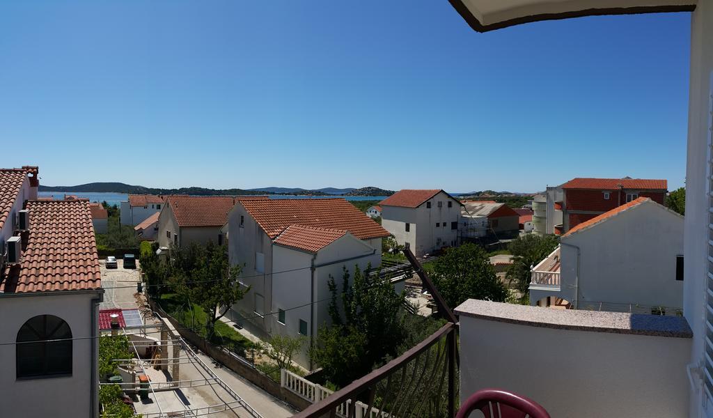 Apartments Valentino Vodice Eksteriør billede
