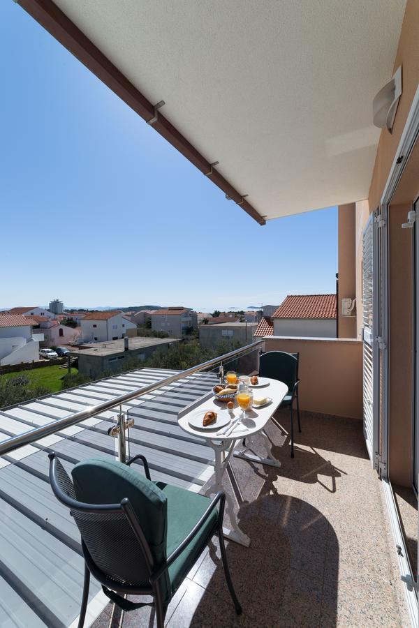 Apartments Valentino Vodice Eksteriør billede