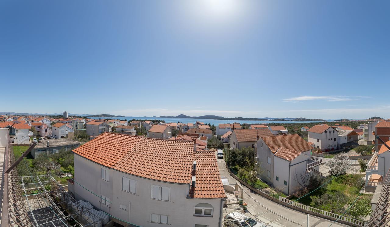 Apartments Valentino Vodice Eksteriør billede