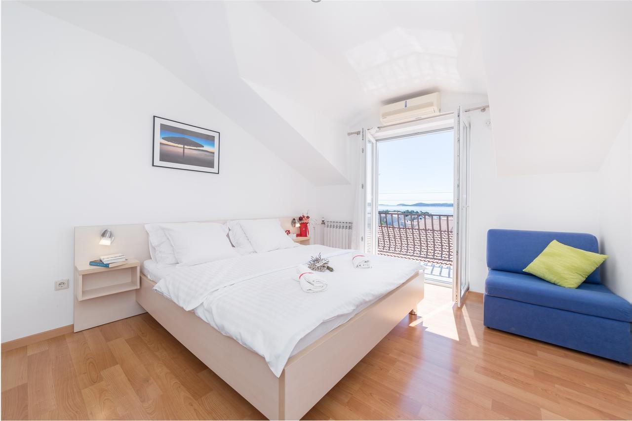 Apartments Valentino Vodice Eksteriør billede