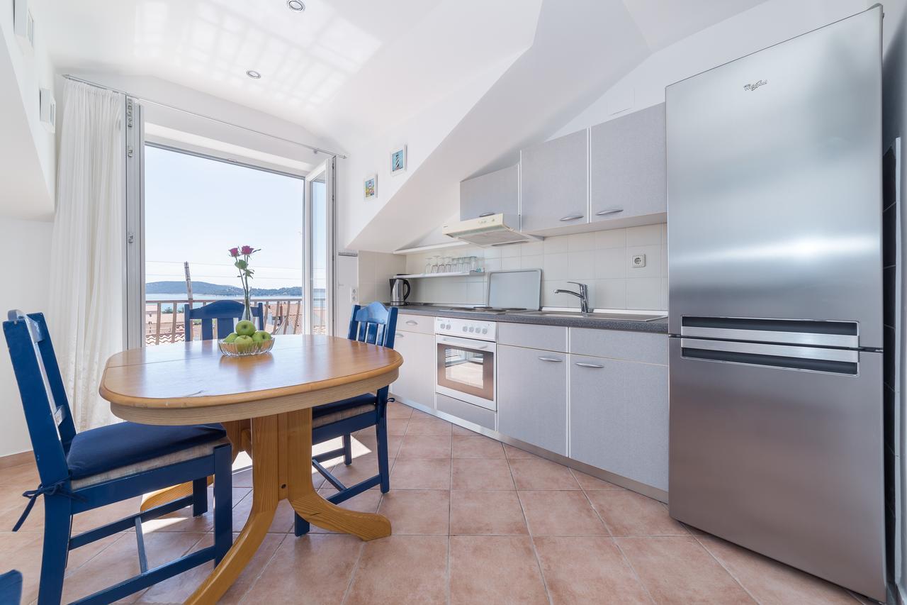 Apartments Valentino Vodice Eksteriør billede