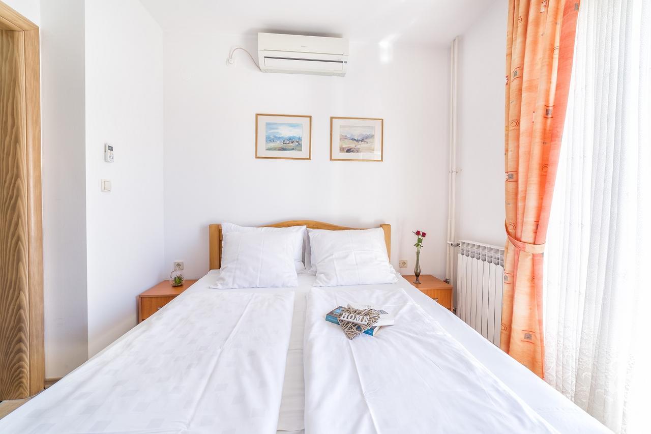 Apartments Valentino Vodice Eksteriør billede